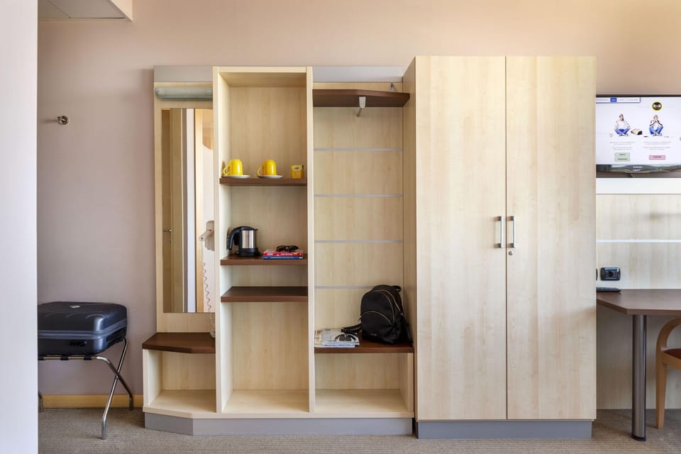 Superior Double Room, Non Smoking | Interior