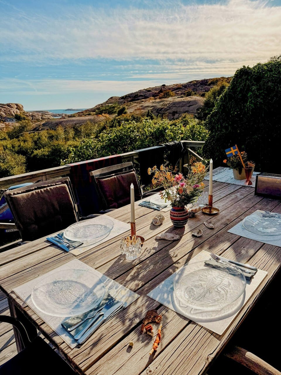 Outdoor dining