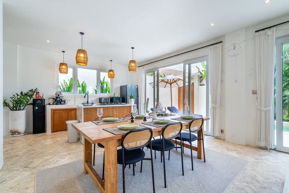 Deluxe Villa, 3 Bedrooms, Private Pool | Dining