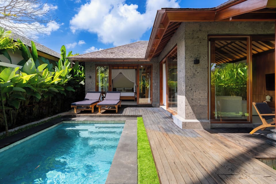 Private pool