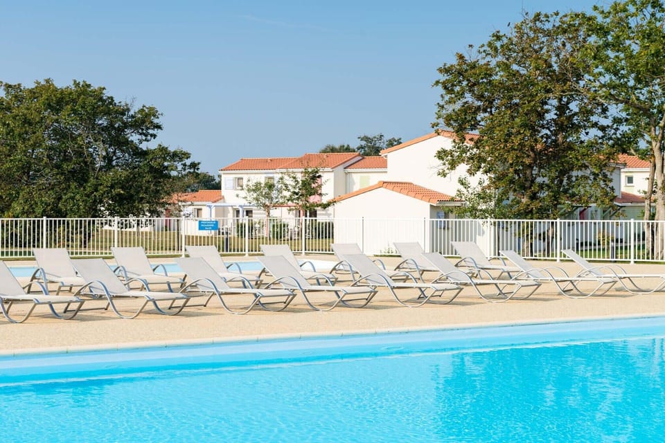 Holiday Home Swimming Pool