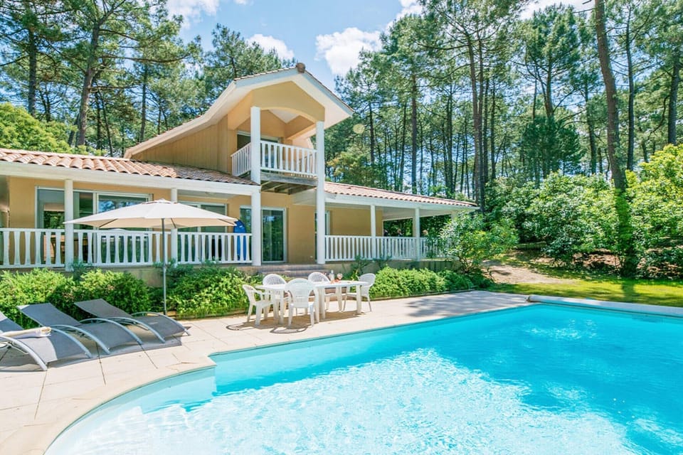 Holiday Home Exterior [summer]