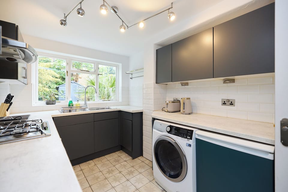 Apartment, Patio | Private kitchen