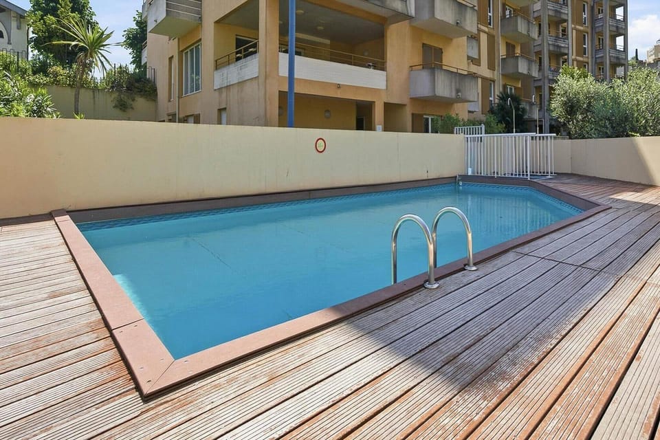 Holiday Home Swimming Pool
