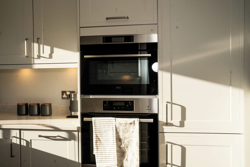 Apartment, 2 Bedrooms, Balcony | Private kitchen