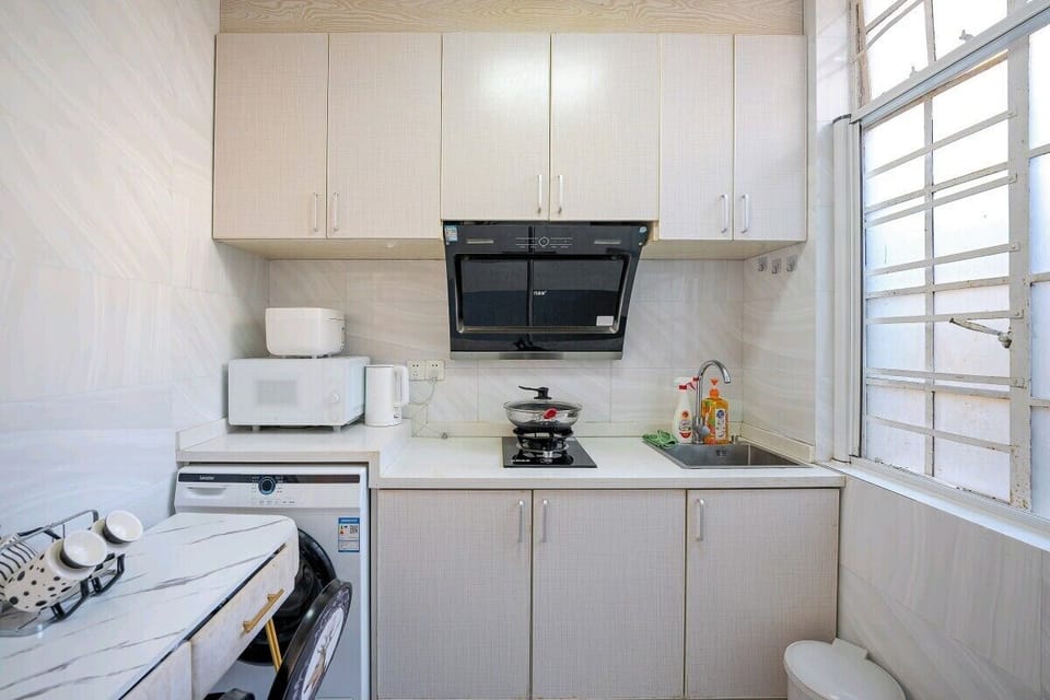 Comfort Quadruple Room, Kitchenette, Courtyard Area | Private kitchen