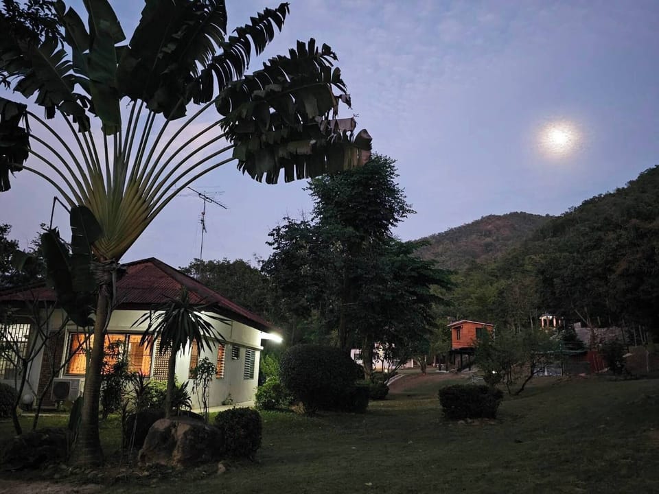 Cabin, 1 Bedroom, Balcony, Garden View | Property grounds