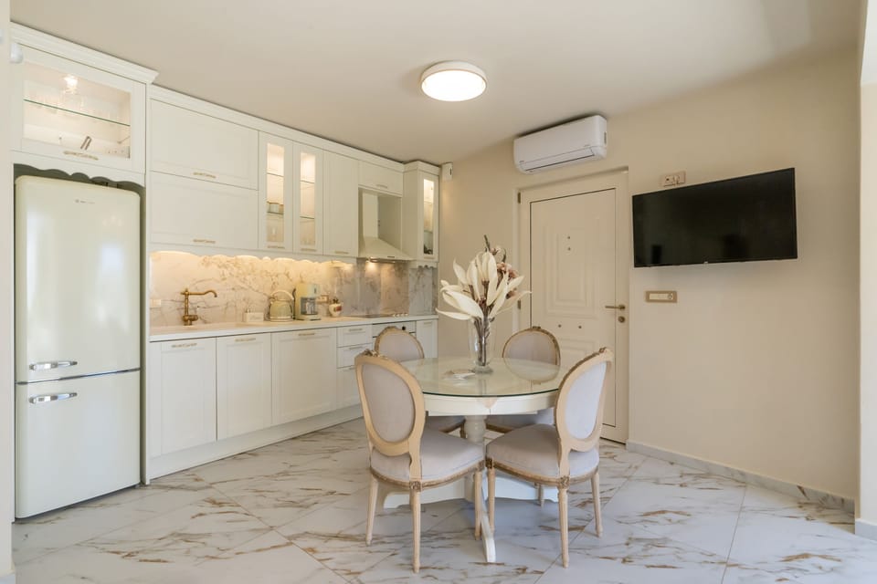 House | 1 bedroom