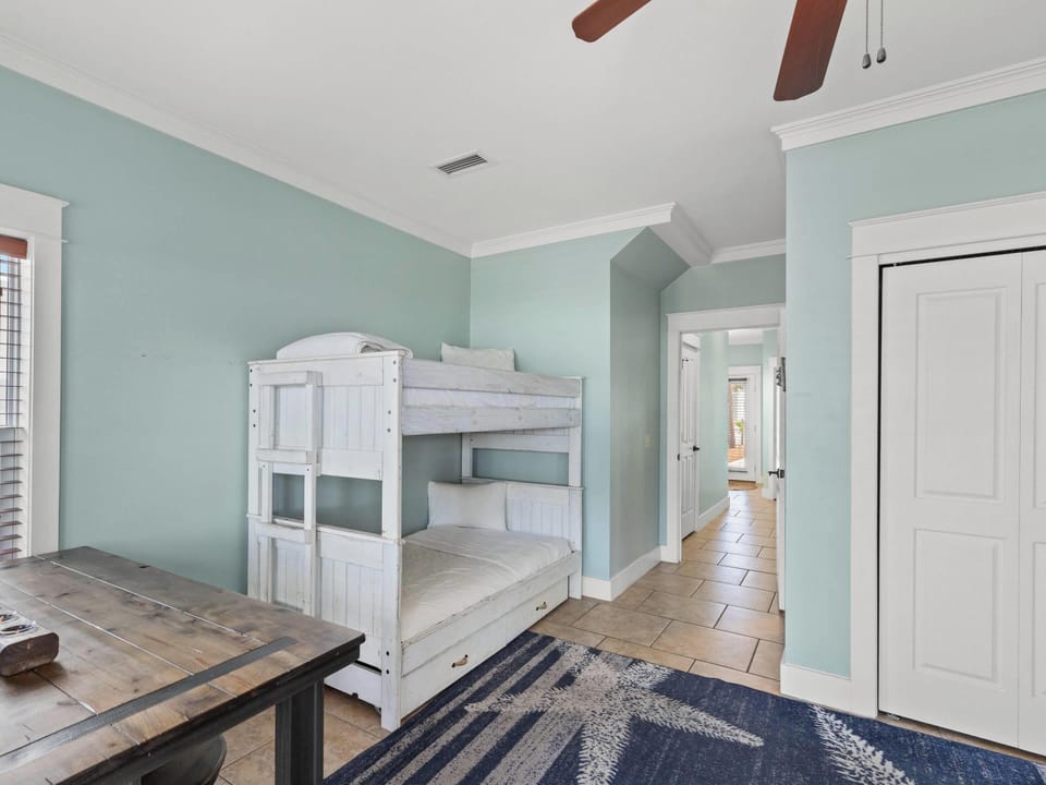 Lazy Beach - Fourth Bedroom - First Floor