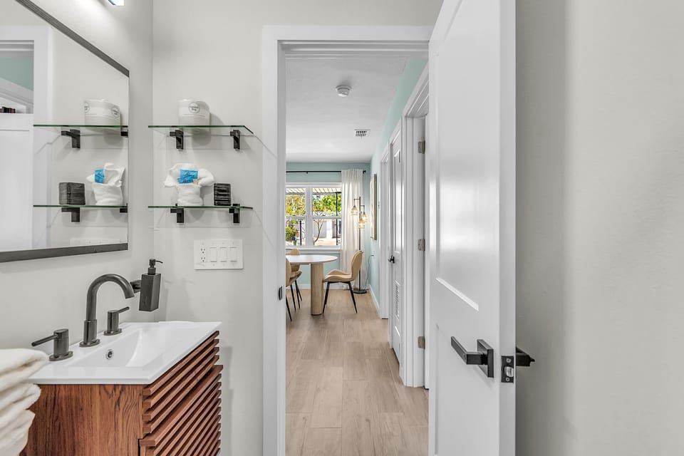 Full Bathroom - Main House