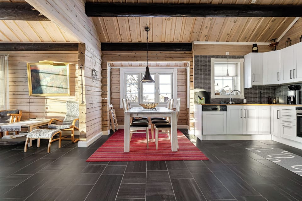 House, 4 Bedrooms, Pets Allowed, Mountain View | Private kitchen | Highchair
