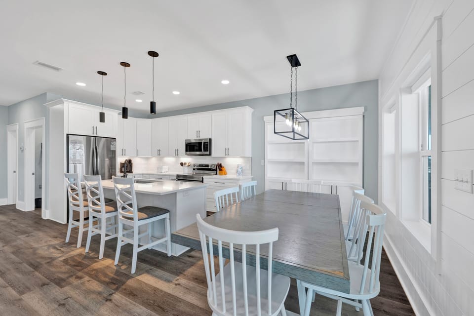 The kitchen is fully equipped for all of your cooking needs