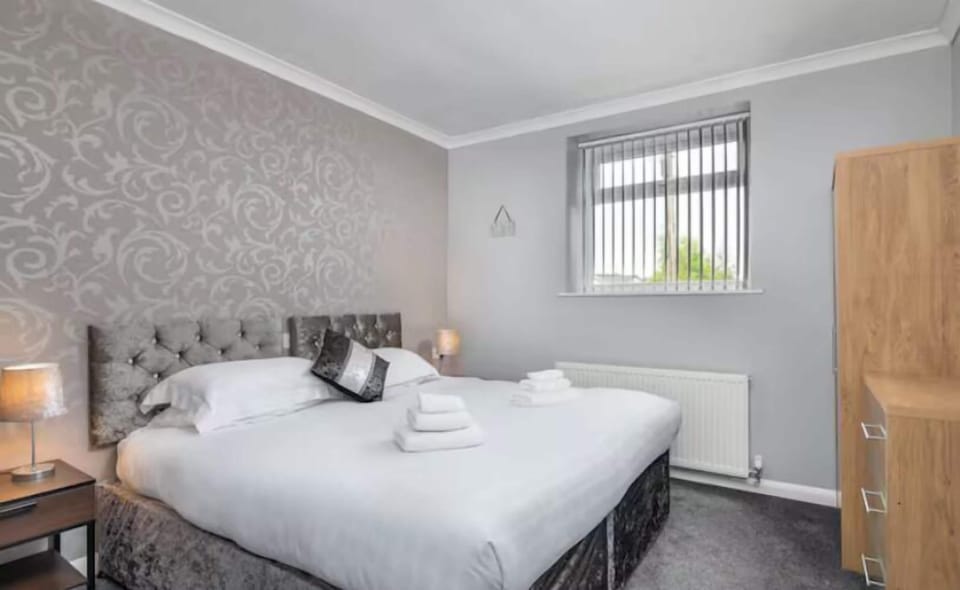 Double Room | Egyptian cotton sheets, premium bedding, individually decorated