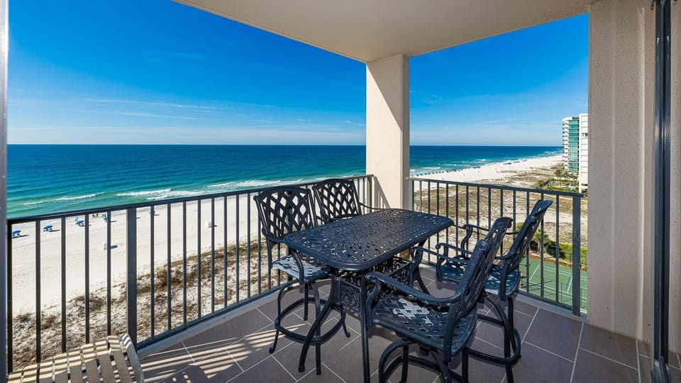 Condo, 1 Bedroom | Outdoor dining