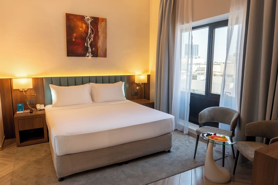 City Room | In-room safe, iron/ironing board, free WiFi