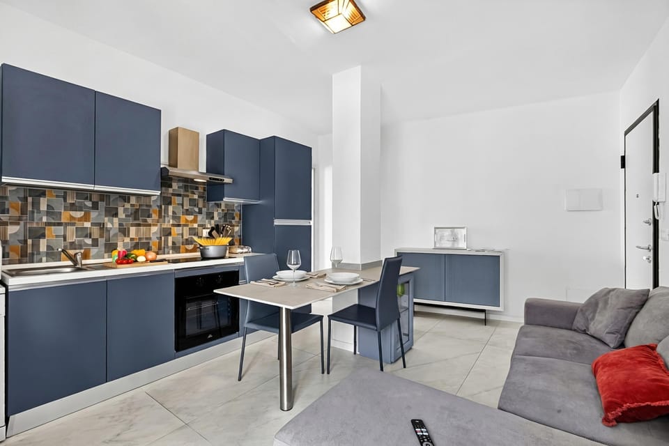 Standard Apartment, 1 Bedroom, Balcony (Emilia Sweet) | Interior