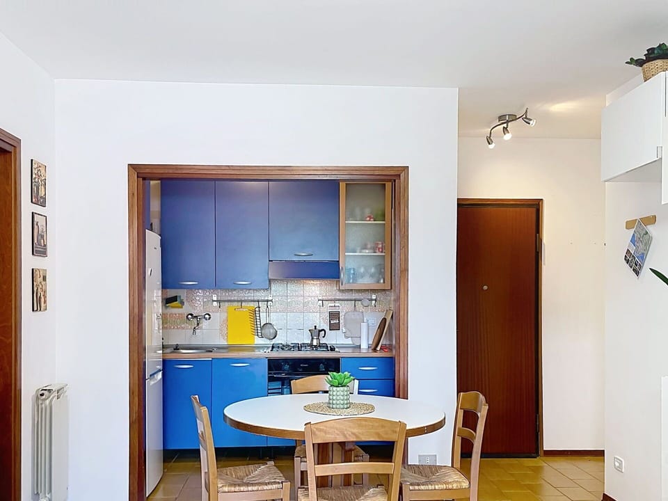 Furniture, Flooring, Wood, Interior Design, Floor, Room, Kitchen, Ceiling, Lighting, Apartment