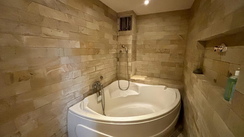 Villa, City View | Bathroom