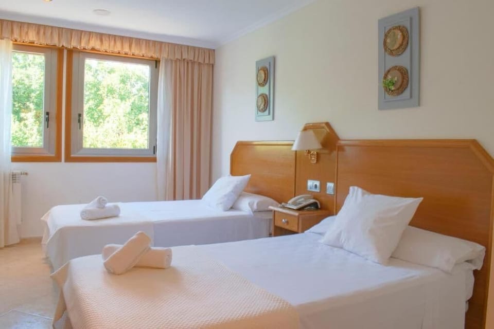 Classic Twin Room, Garden View | Desk, free WiFi, wheelchair access