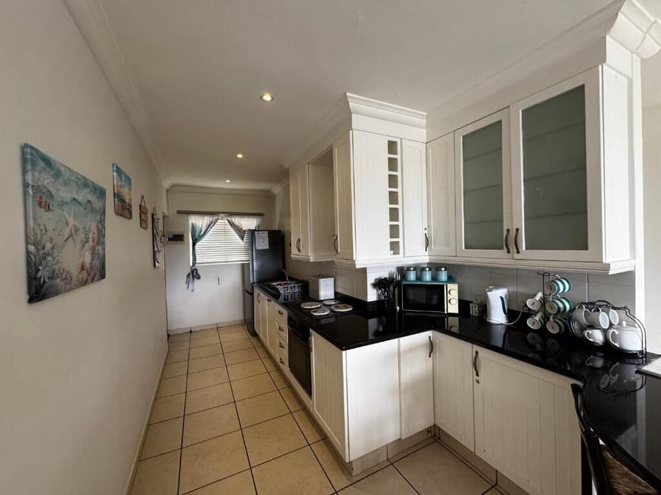 Apartment, 2 Bedrooms | Interior