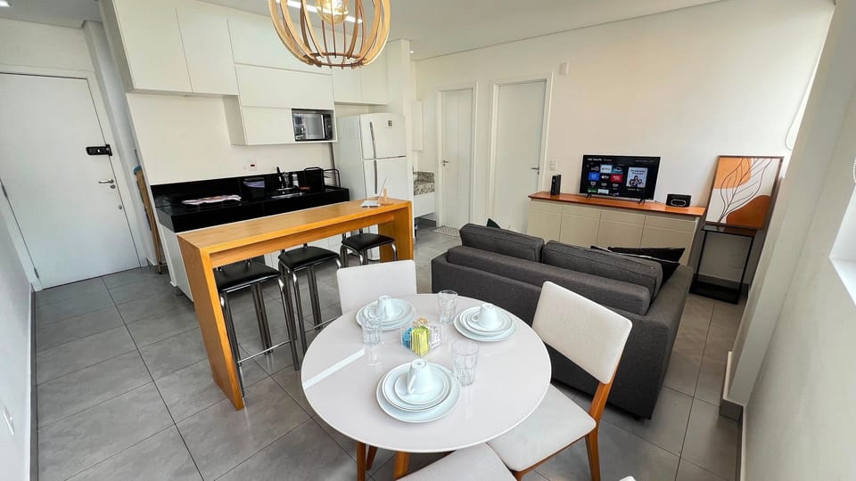 Apartment | Dining