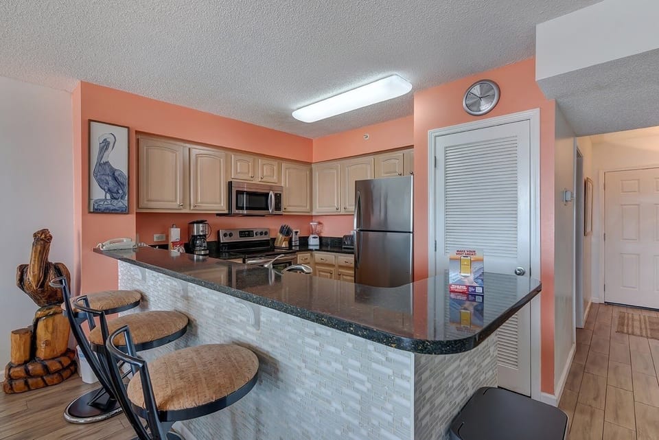 Indoors, Kitchen, Home Decor, Appliance, Microwave