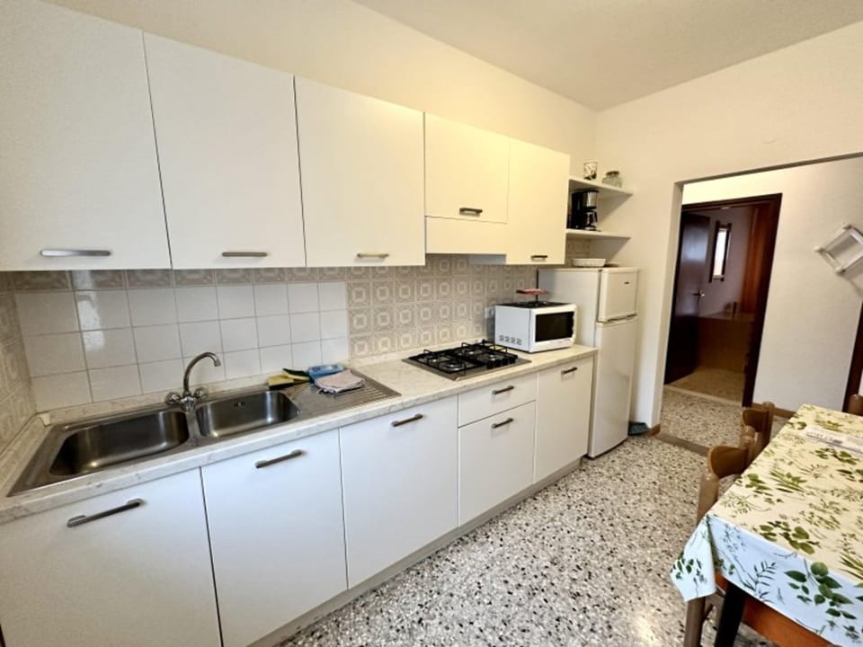 Apartment, 2 Bedrooms, Balcony | Interior