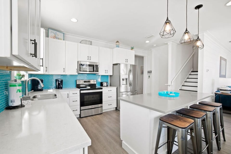 House, Multiple Beds (Sealah @ Crystal Beach) | Private kitchen
