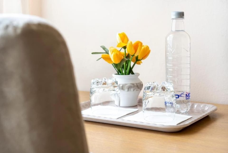 Double Room, Garden View | Desk, WiFi (free), bed sheets