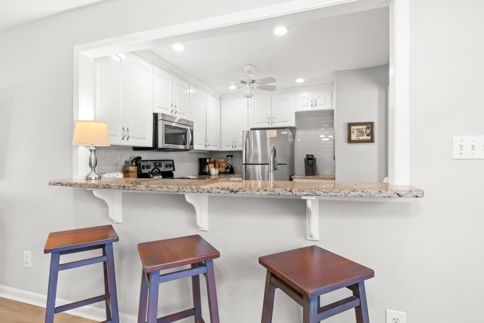 House, Multiple Beds (Sandpiper Village 708) | Private kitchen | Oven, toaster