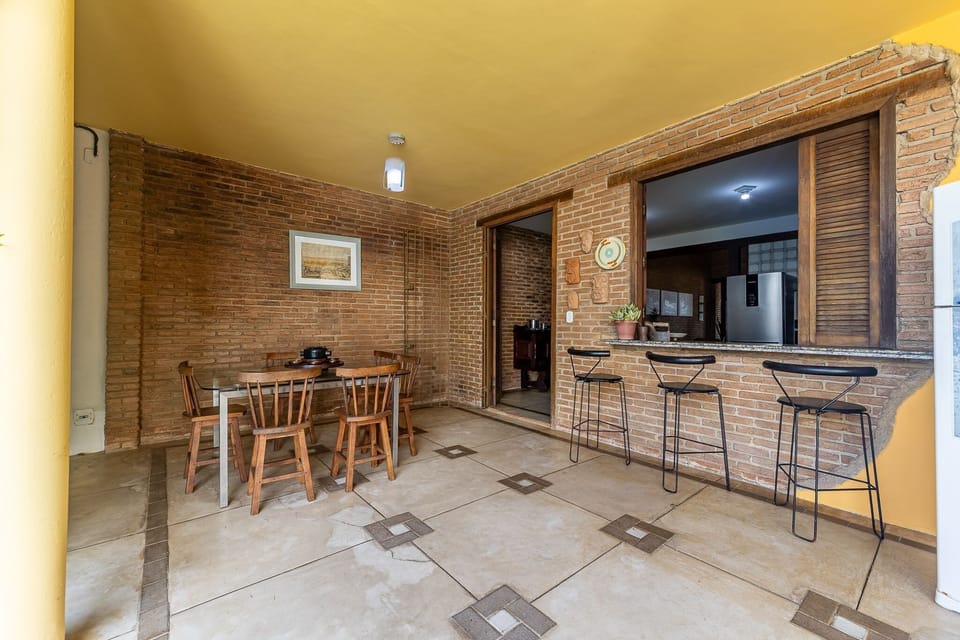 Chalet | Dining