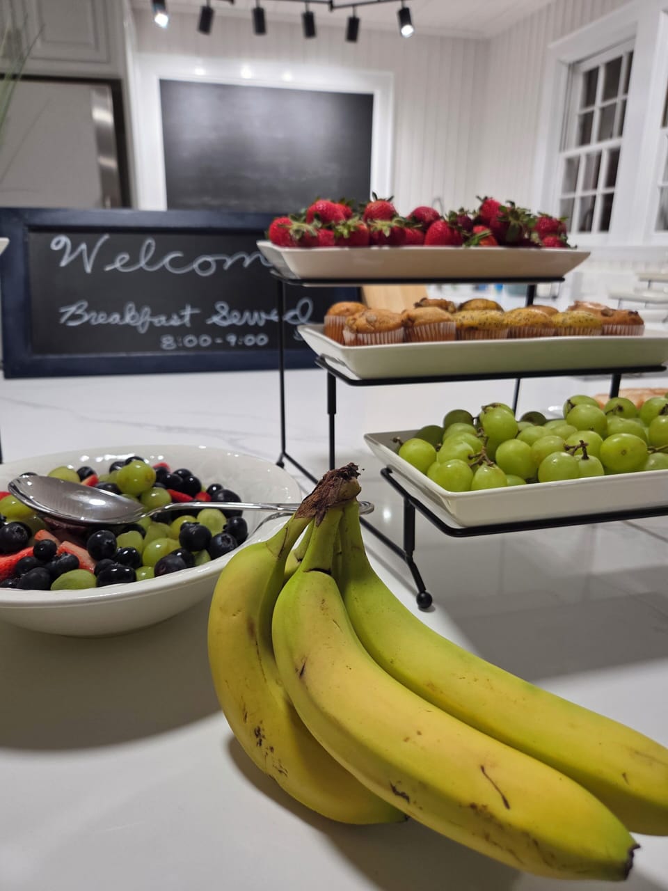 Daily buffet breakfast for a fee