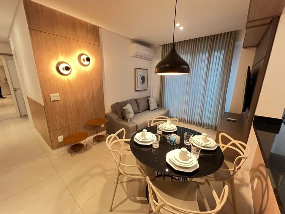 Apartment | Dining