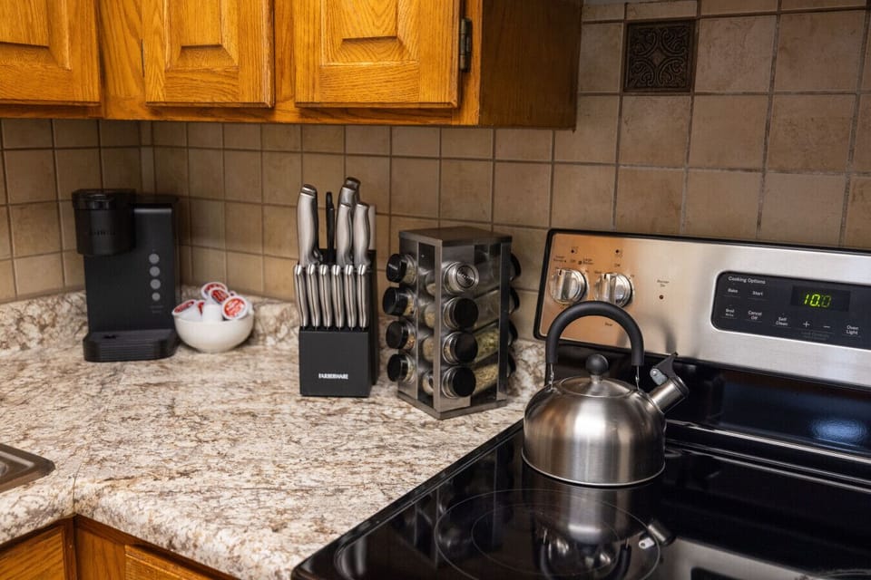 Fully equipped kitchen