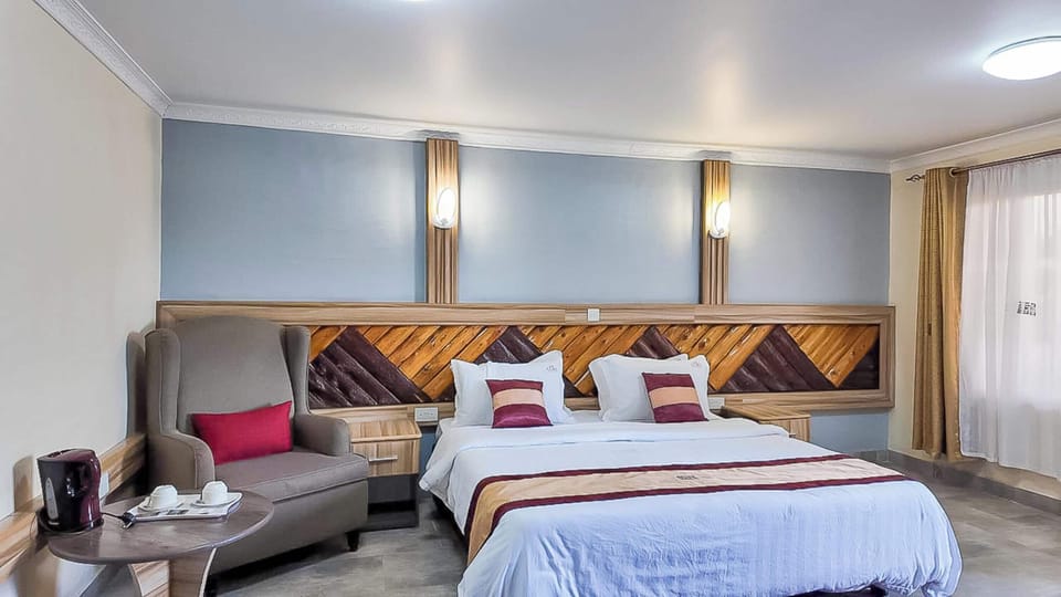 Premium Double Room | Premium bedding, minibar, desk, free WiFi