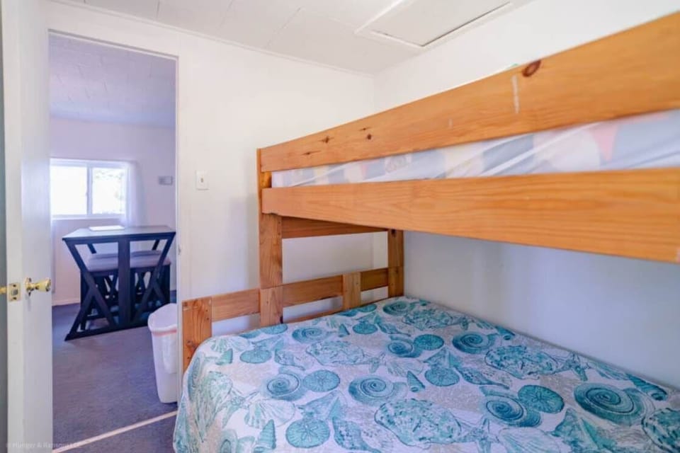Classic Cabin, 2 Bedrooms, Garden View | Laptop workspace, free WiFi