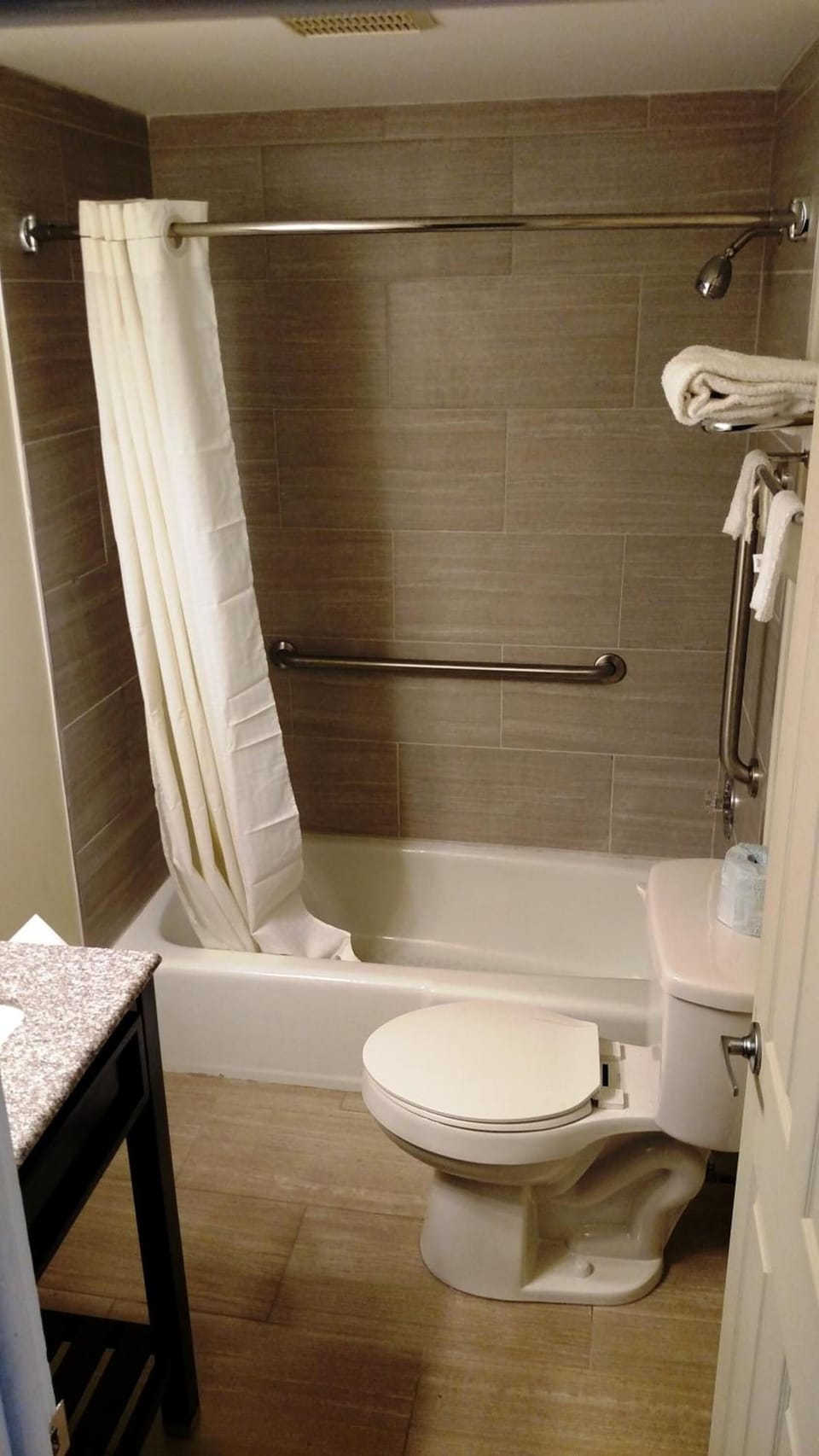 Shower, towels