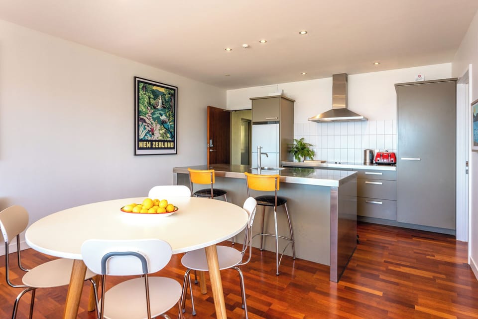 Comfort Apartment, Ocean View | Private kitchen