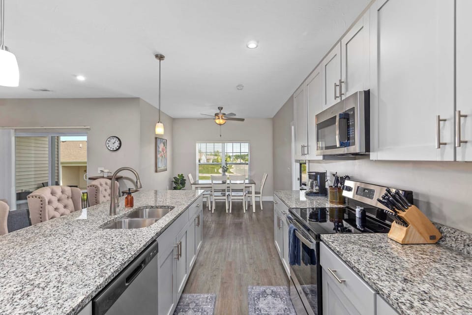 Spacious kitchen