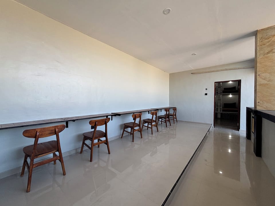 Shared Dormitory | Dining