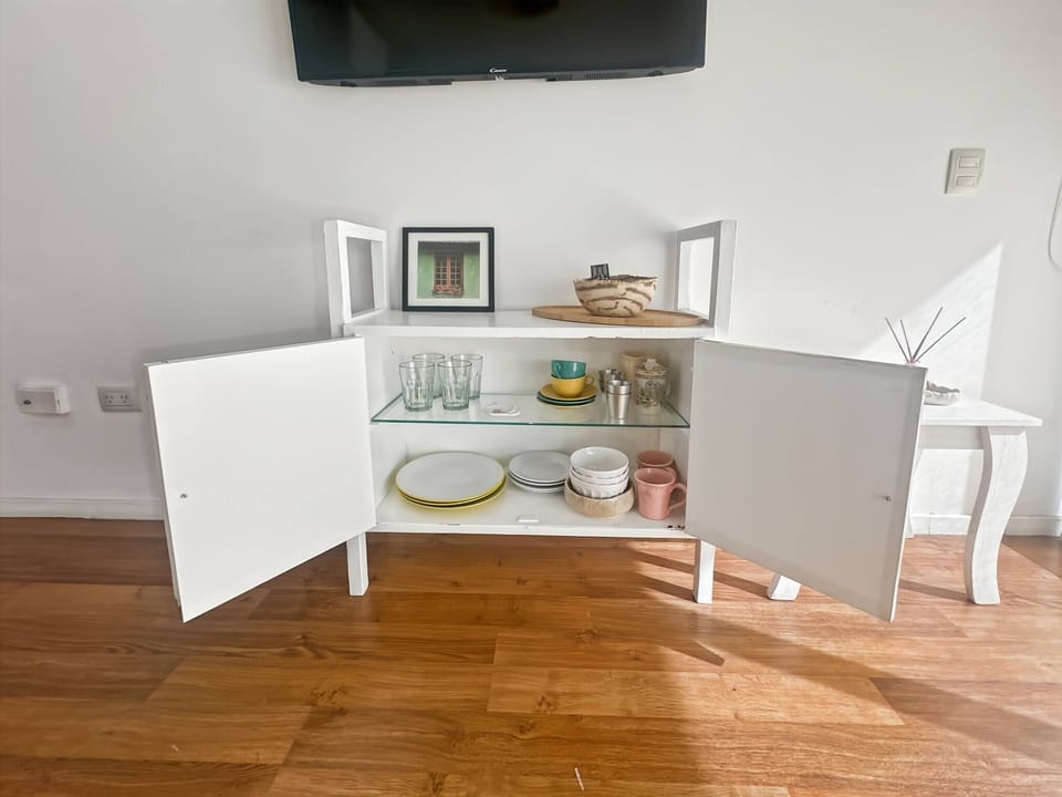 Apartment, 1 Bedroom, Balcony, City View | Interior