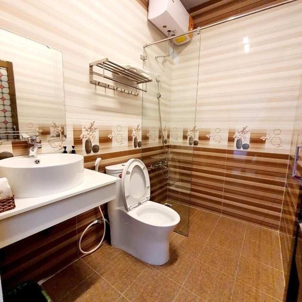 Hair dryer, bidet, towels, soap