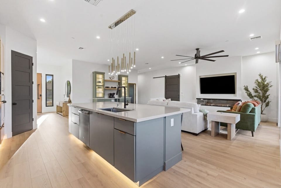 Cook, dine, and connect in the modern chef’s kitchen