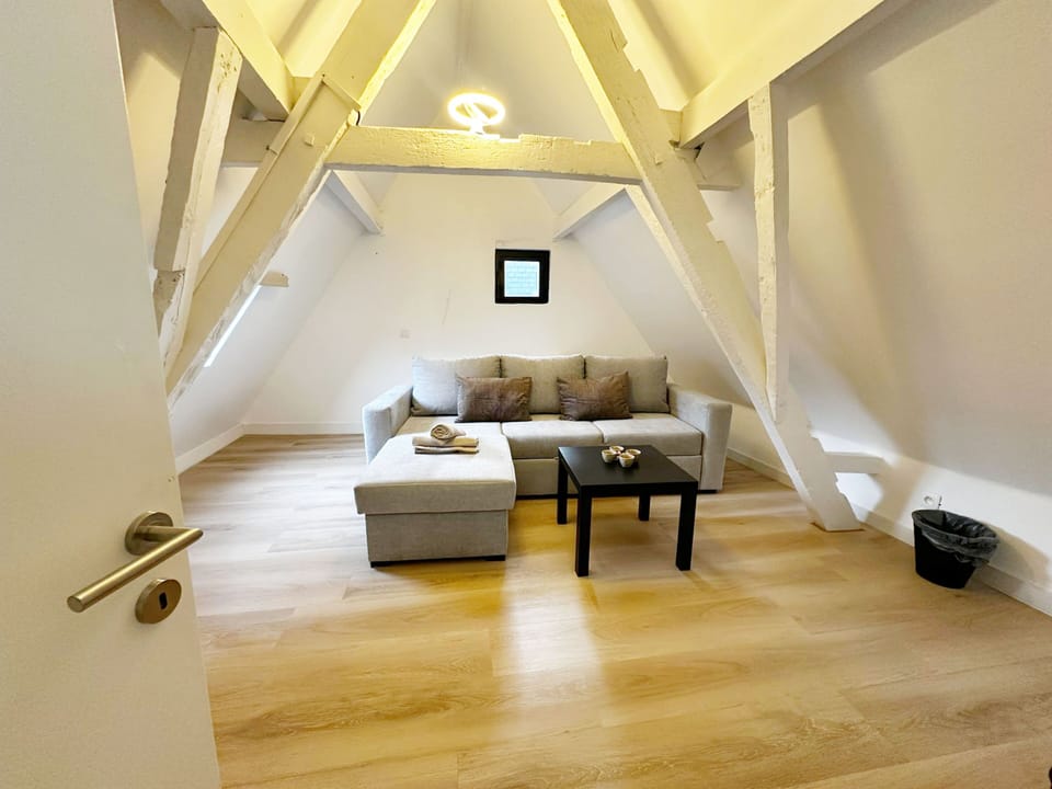 Basic Studio | Interior