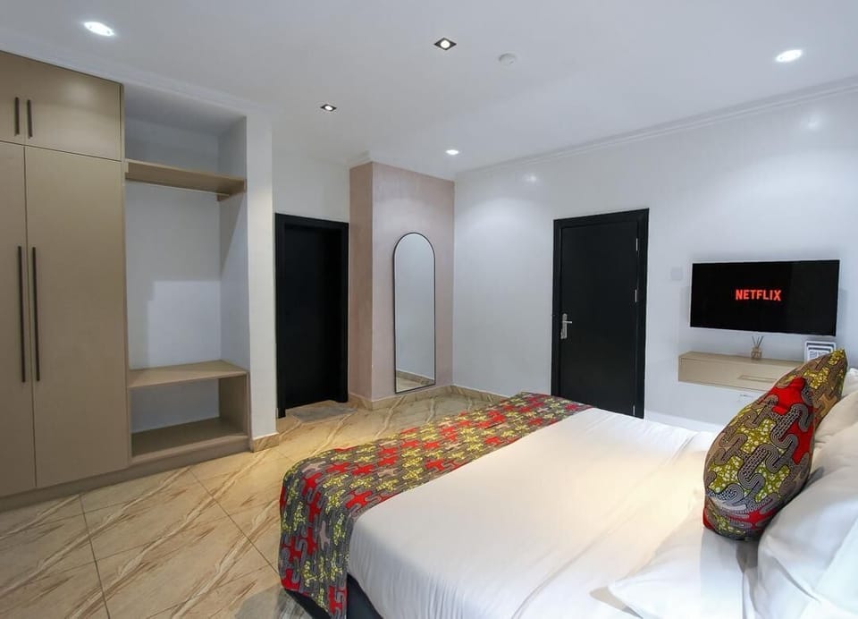 Family Room, Balcony, City View | Desk, laptop workspace, blackout drapes, soundproofing