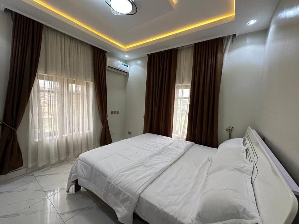 Family Room, Balcony, City View | Desk, laptop workspace, blackout drapes, soundproofing