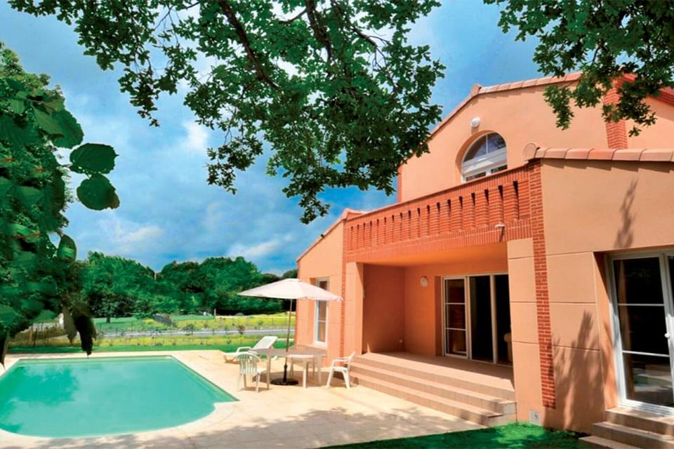Holiday Home Swimming Pool