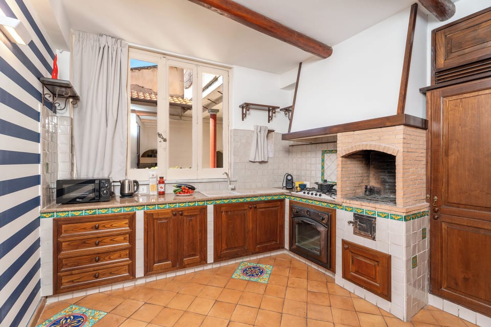 Deluxe Apartment, 2 Bedrooms | Private kitchen | Full-size fridge, microwave, oven, stovetop