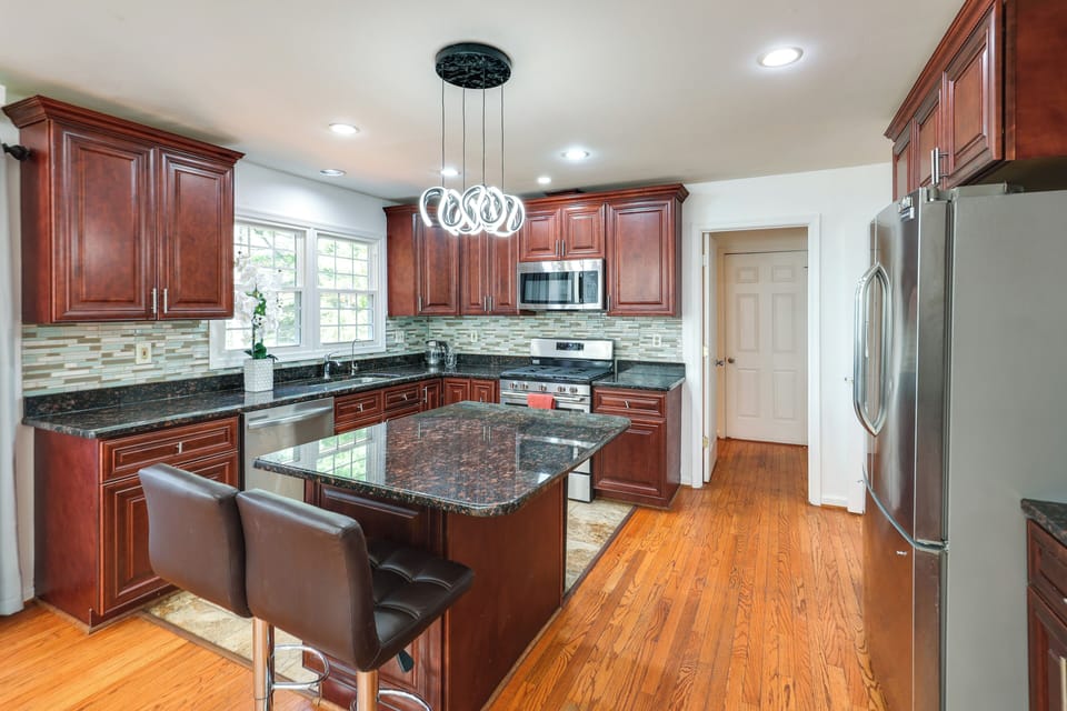 Kitchen | 1st Floor