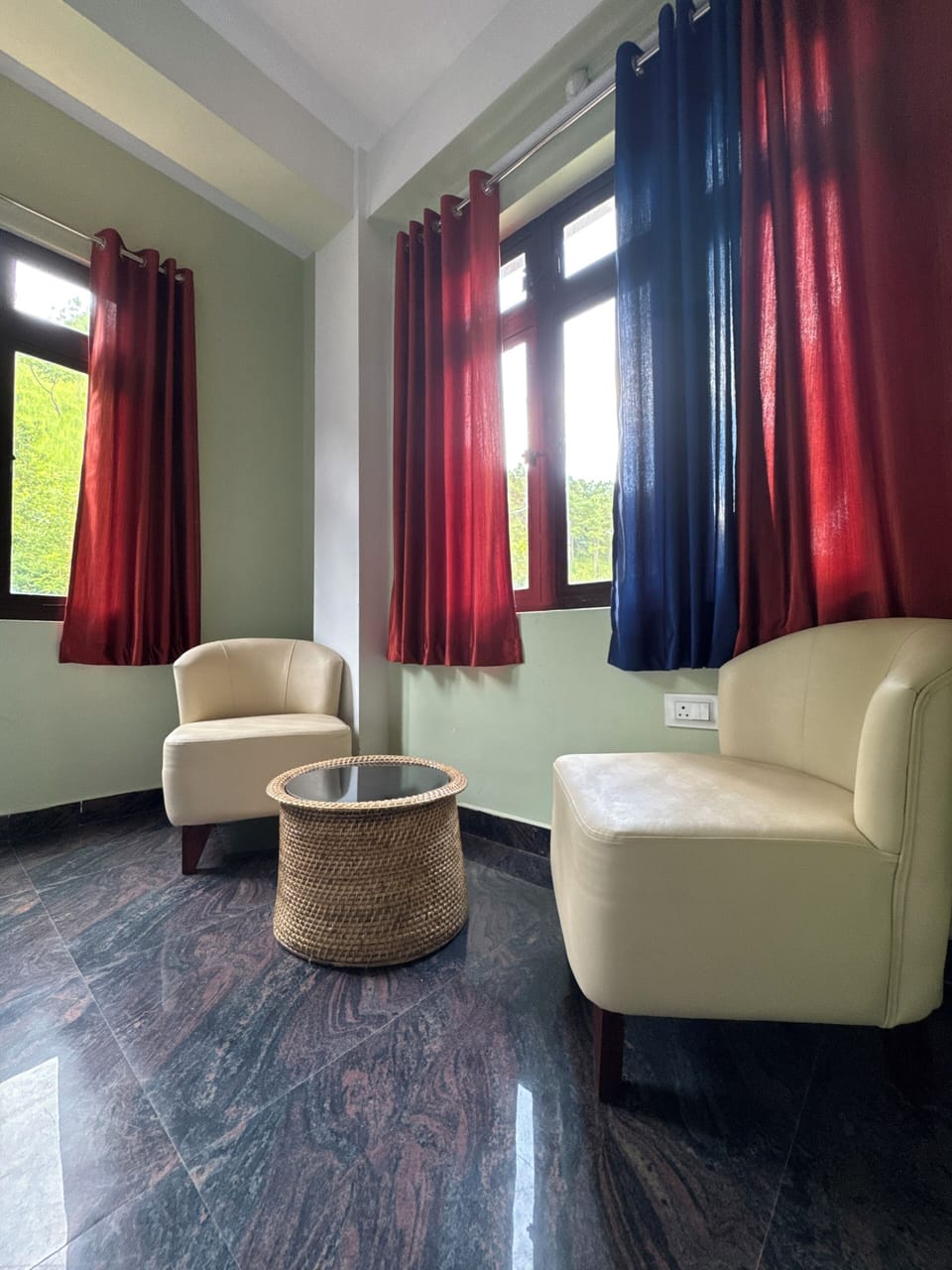 Double Room, Mountain View, Mountainside | Living area
